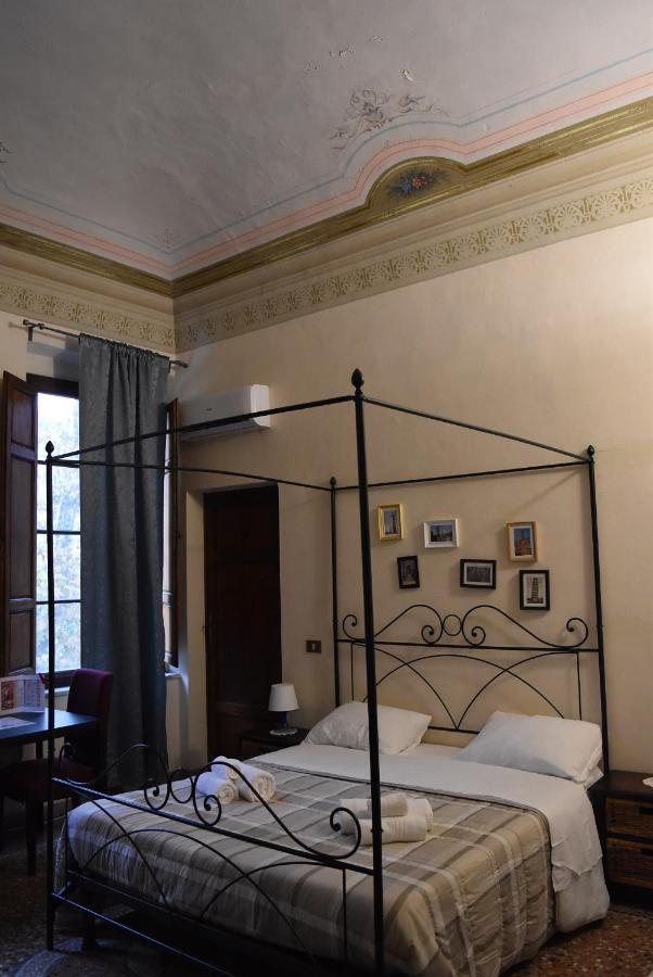 Relais Lorebian Hotel Pisa Exterior photo