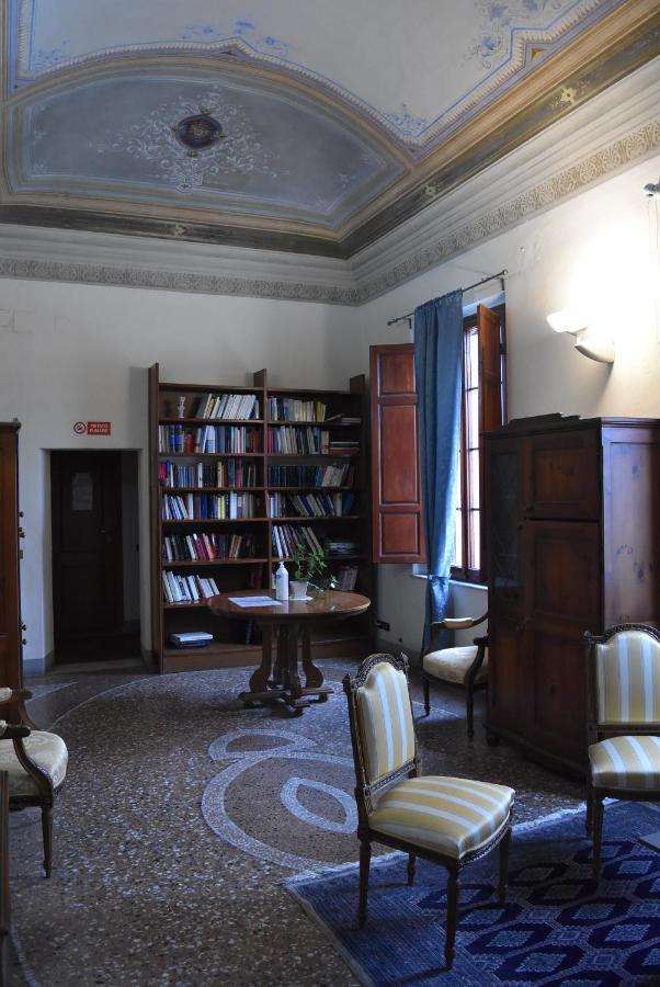 Relais Lorebian Hotel Pisa Exterior photo